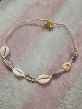 Surfer Shell Choker Necklace